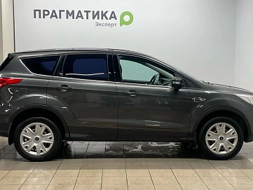Ford Kuga, 2016г