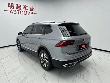 Volkswagen Tiguan, 2022г., передний привод, робот