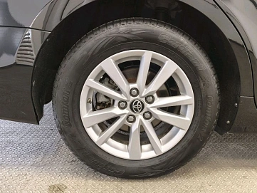 Toyota Camry, 2019г., передний привод, автомат
