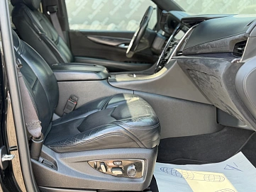 Cadillac Escalade, 2015г., полный привод, автомат
