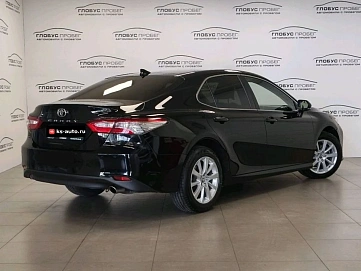 Toyota Camry, 2019г., передний привод, автомат
