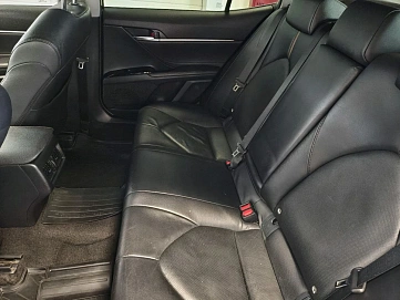 Toyota Camry, 2019г., передний привод, автомат