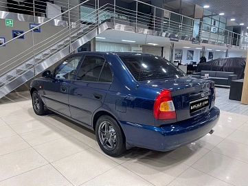 Hyundai Accent, 2008г., передний привод, механика