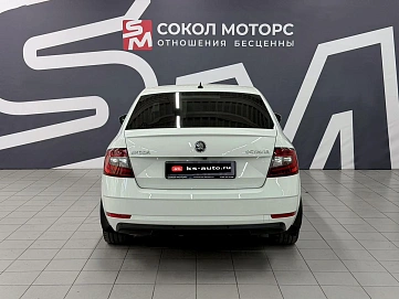 Skoda Octavia, 2017г., передний привод, робот