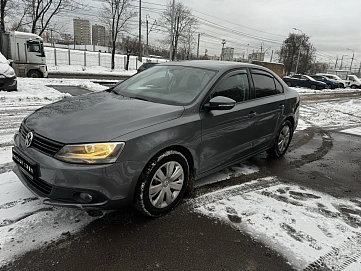 Volkswagen Jetta, 2012г, передний привод, робот