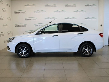 Lada (ВАЗ) Vesta, 2016г., передний привод, механика