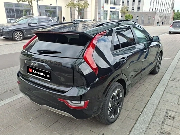 Kia Niro, 2023г, передний привод, автомат