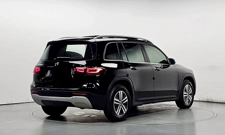 Mercedes-Benz GLB, 2021г., полный привод, робот