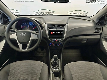 Hyundai Solaris, 2011г., передний привод, механика