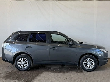 Mitsubishi Outlander, 2014г., полный привод, вариатор