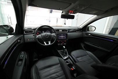 Renault Arkana, 2019г., передний привод, вариатор