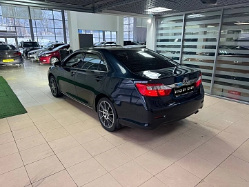 Toyota Camry, 2011г., передний привод, автомат