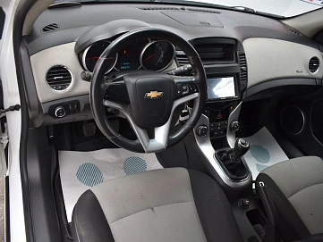 Chevrolet Cruze, 2012г., передний привод, механика