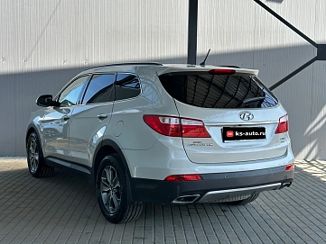 Hyundai Santa Fe, 2015г., полный привод, автомат