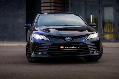 Toyota Camry, 2021г., передний привод, автомат