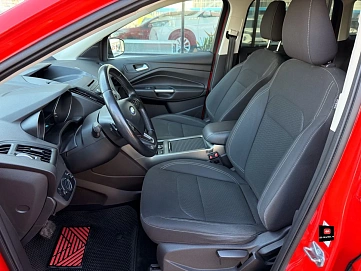 Ford Kuga, 2017г., передний привод, автомат