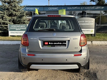 Suzuki SX4, 2008г., полный привод, механика