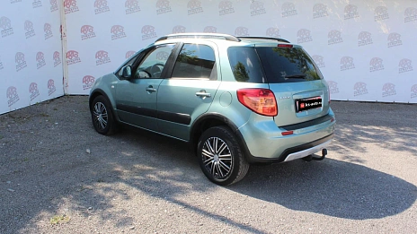 Suzuki SX4, 2011г., передний привод, механика