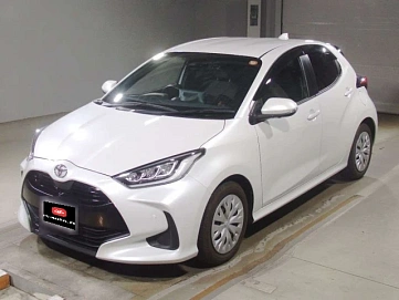 Toyota Yaris, 2023г, передний привод, вариатор