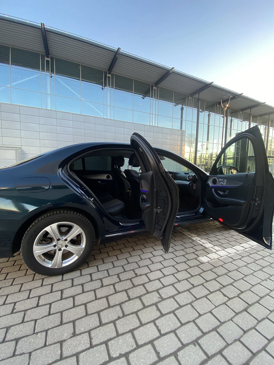 Mercedes-Benz E-Класс, 2016г., задний привод, автомат