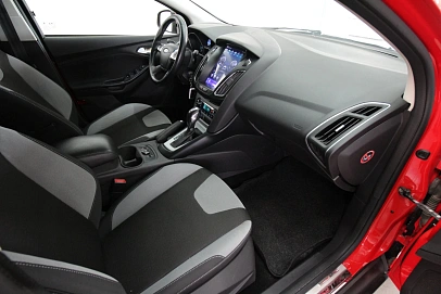 Ford Focus, 2014г., передний привод, робот