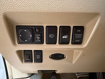 Infiniti FX, 2011г., полный привод, автомат