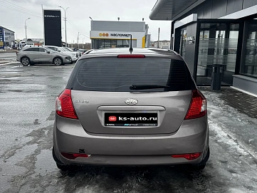 Kia Ceed, 2010г., передний привод, механика