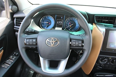 Toyota Fortuner, 2026г., полный привод, автомат