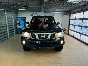 Nissan Patrol, 2004г., полный привод, автомат