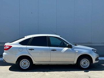 Lada (ВАЗ) Granta, 2019г., передний привод, механика