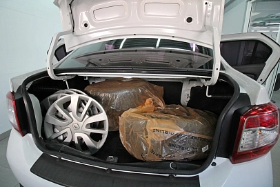 Renault Logan, 2019г., передний привод, механика