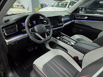 Volkswagen Teramont, 2026г., полный привод, робот