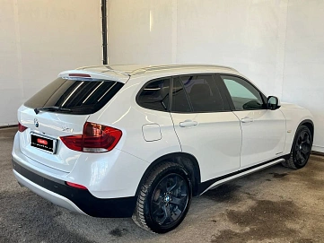 BMW X1, 2011г., полный привод, автомат
