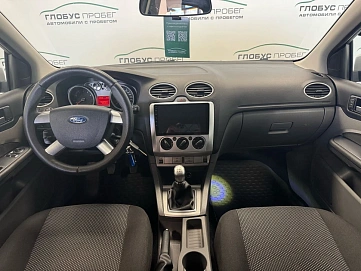 Ford Focus, 2011г., передний привод, механика