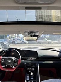 Hyundai Elantra, 2023г., передний привод, вариатор