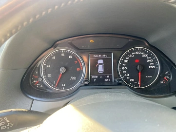 Audi Q5, 2010г., полный привод, робот