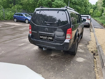 Nissan Pathfinder, 2010г., полный привод, автомат