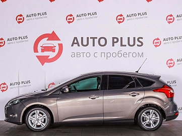 Ford Focus, 2012г., передний привод, робот