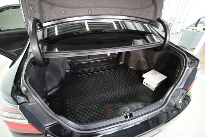 Toyota Camry, 2018г., передний привод, автомат