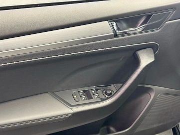 Skoda Superb, 2025г., передний привод, робот