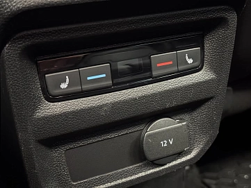 Volkswagen Tiguan, 2017г., полный привод, робот