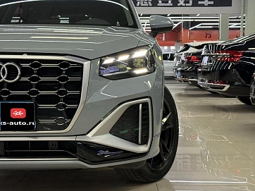 Audi Q2, 2022г., передний привод, робот