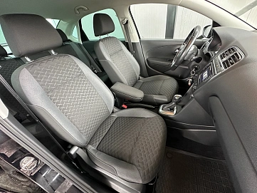 Volkswagen Polo, 2019г., передний привод, автомат