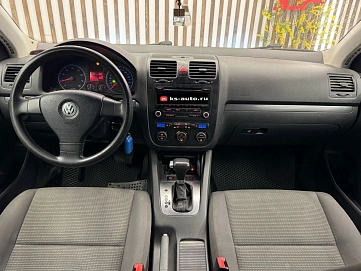 Volkswagen Jetta, 2008г., передний привод, автомат