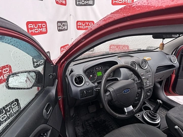 Ford Fiesta, 2007г., передний привод, робот