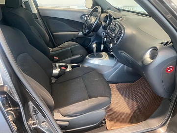 Nissan Juke, 2011г., передний привод, вариатор