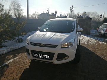 Ford Kuga, 2014г., передний привод, автомат