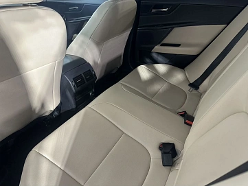 Jaguar XE, 2016г., задний привод, автомат
