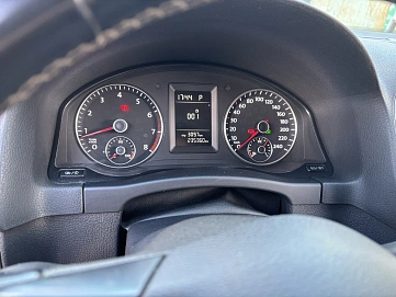 Volkswagen Golf, 2012г., передний привод, робот