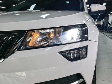 Skoda Karoq, 2022г., передний привод, автомат